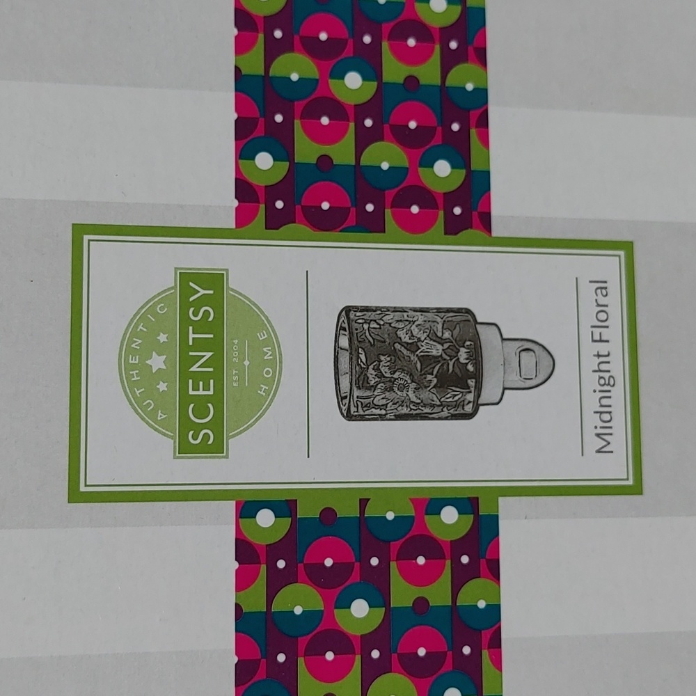 Scentsy Midnight Floral Plug In Mini Warmer Retired - Picture 8 of 9